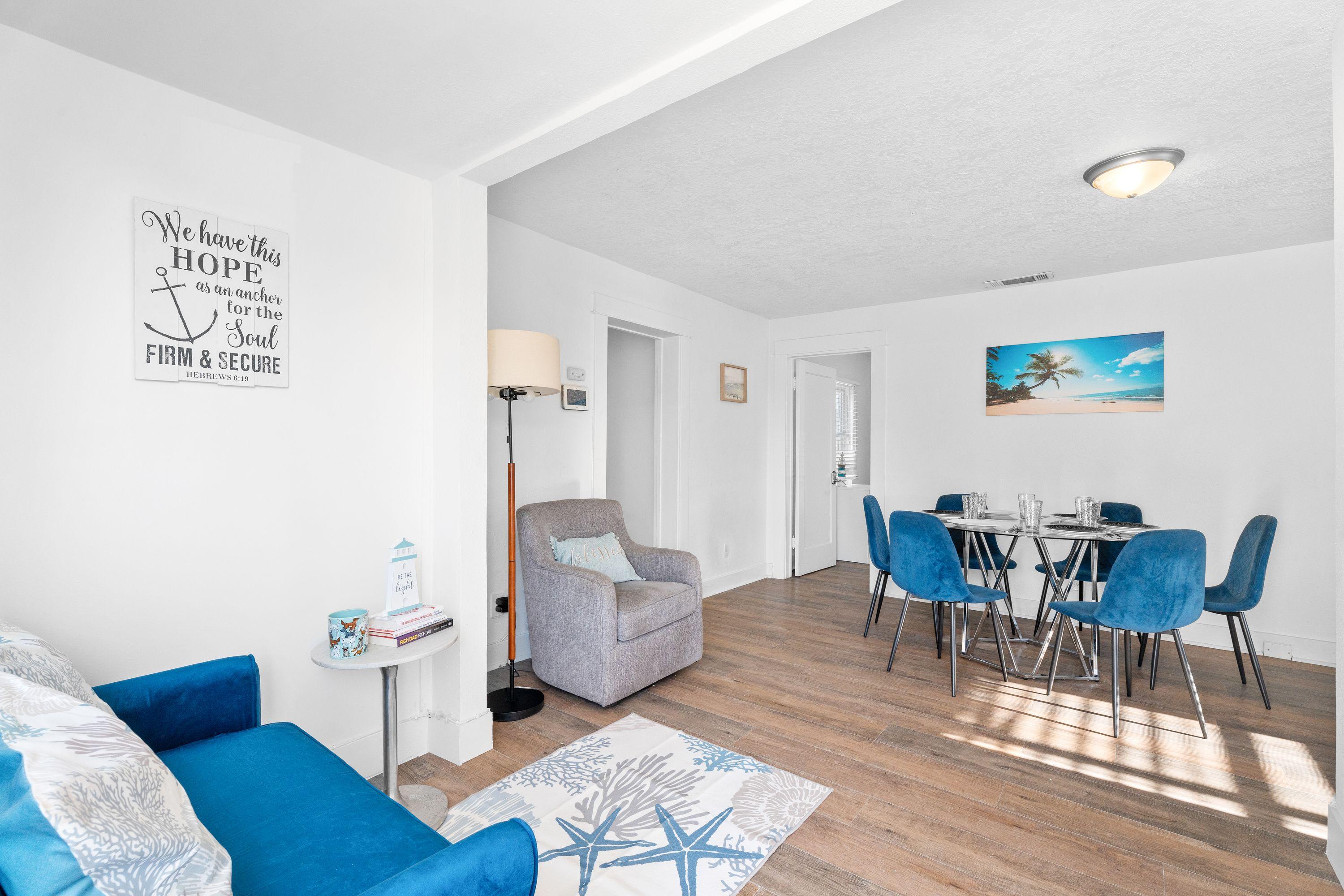 Living and dining area